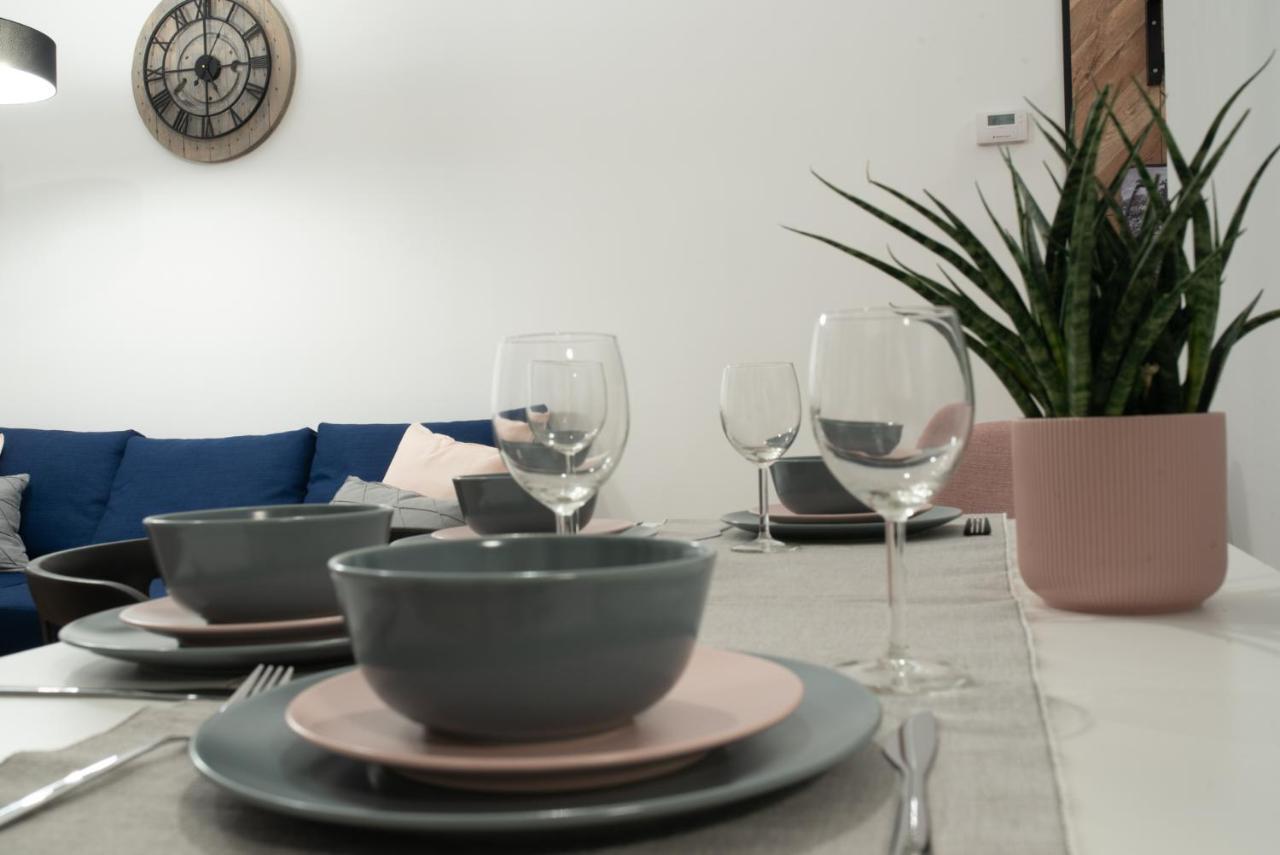 Ferienwohnung Apartament Magia Miasta Jelenia Góra Exterior foto